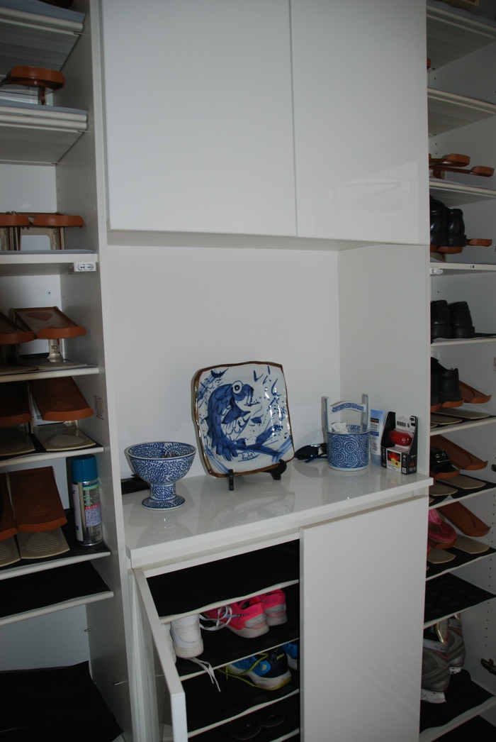 Custom Japanese Getabako (Shoe Cabinet) by B.Holland&Co